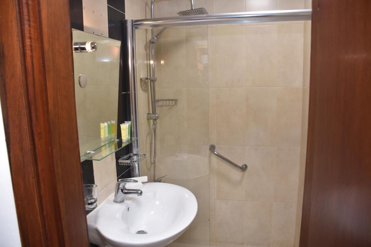 Madison Hotel Amman Eksteriør bilde