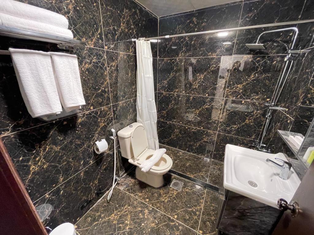 Madison Hotel Amman Eksteriør bilde